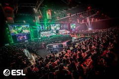 中国战队重组：PSG.LGD签约NothingToSay和shiro！